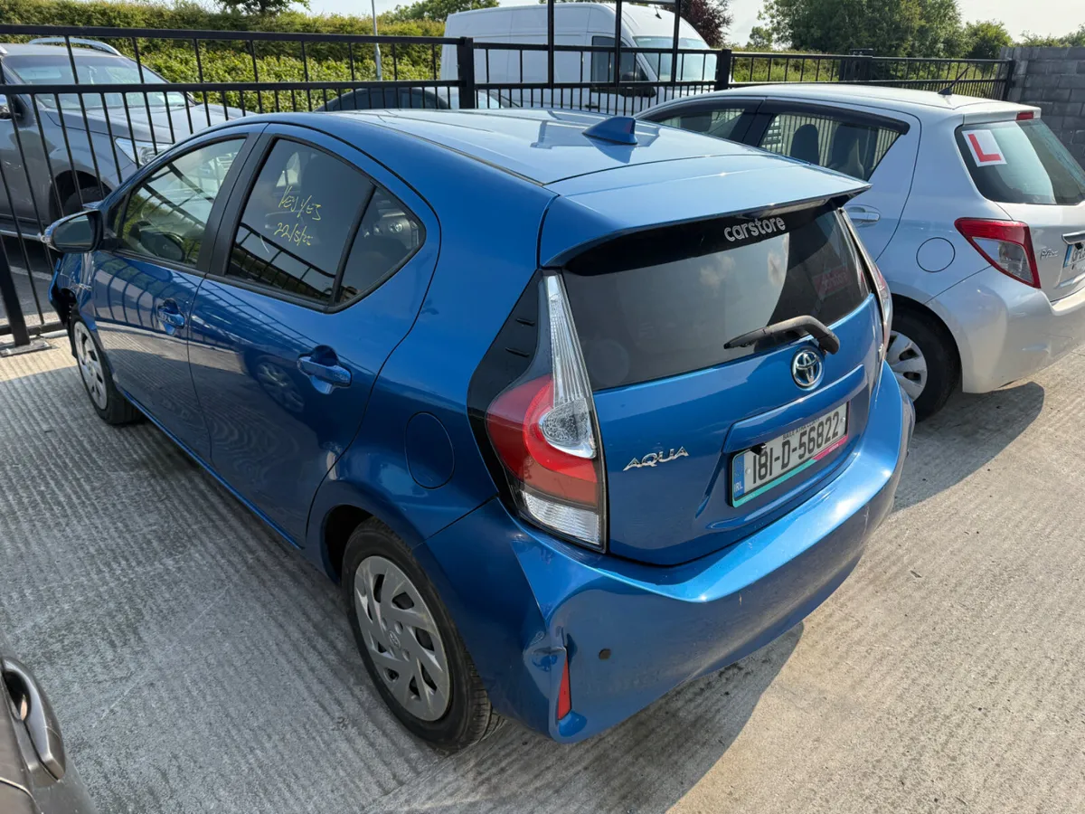 2018 TOYOTA AQUA - Image 3