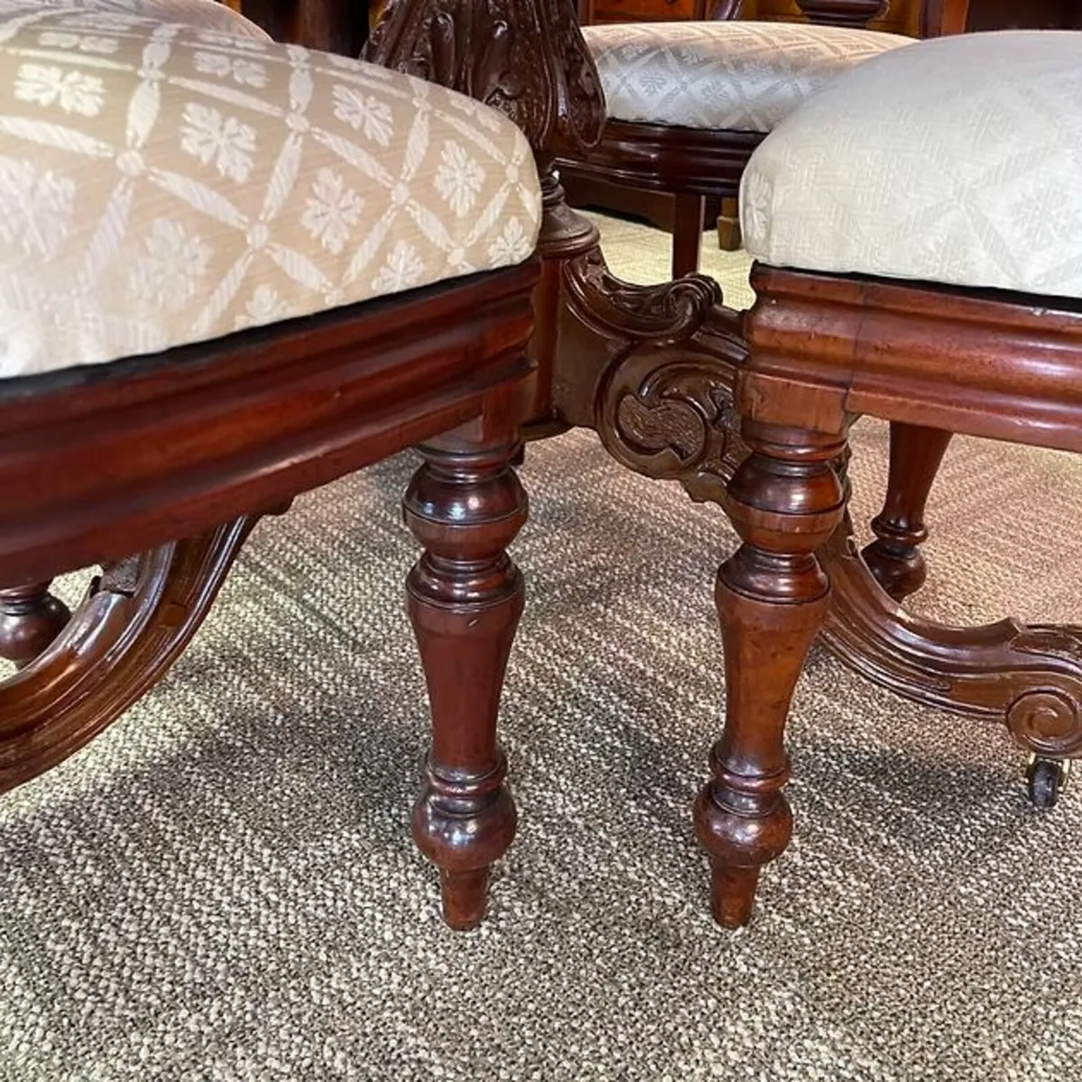 Victorian burr walnut marquetry round pod table & - Image 4