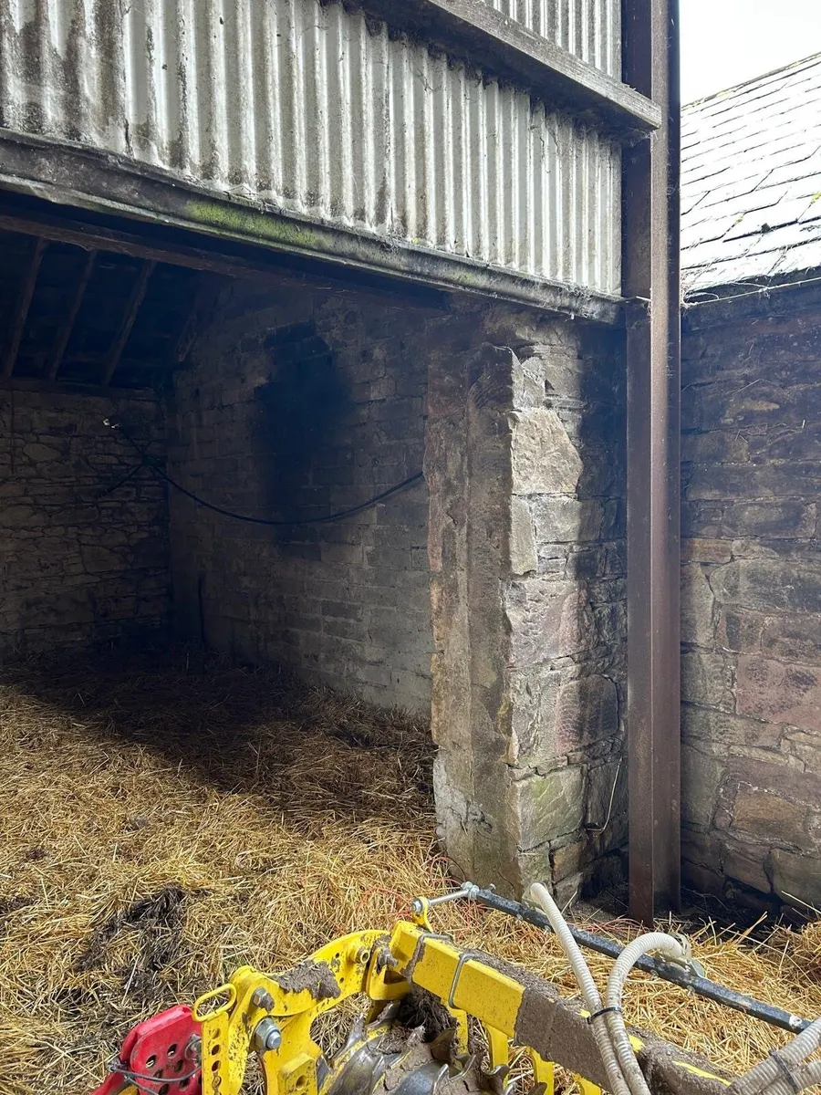 Sandstone for building plus traditional old slated - Image 2