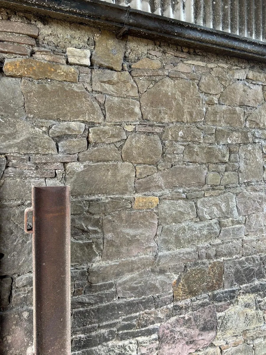 Sandstone for building plus traditional old slated - Image 4
