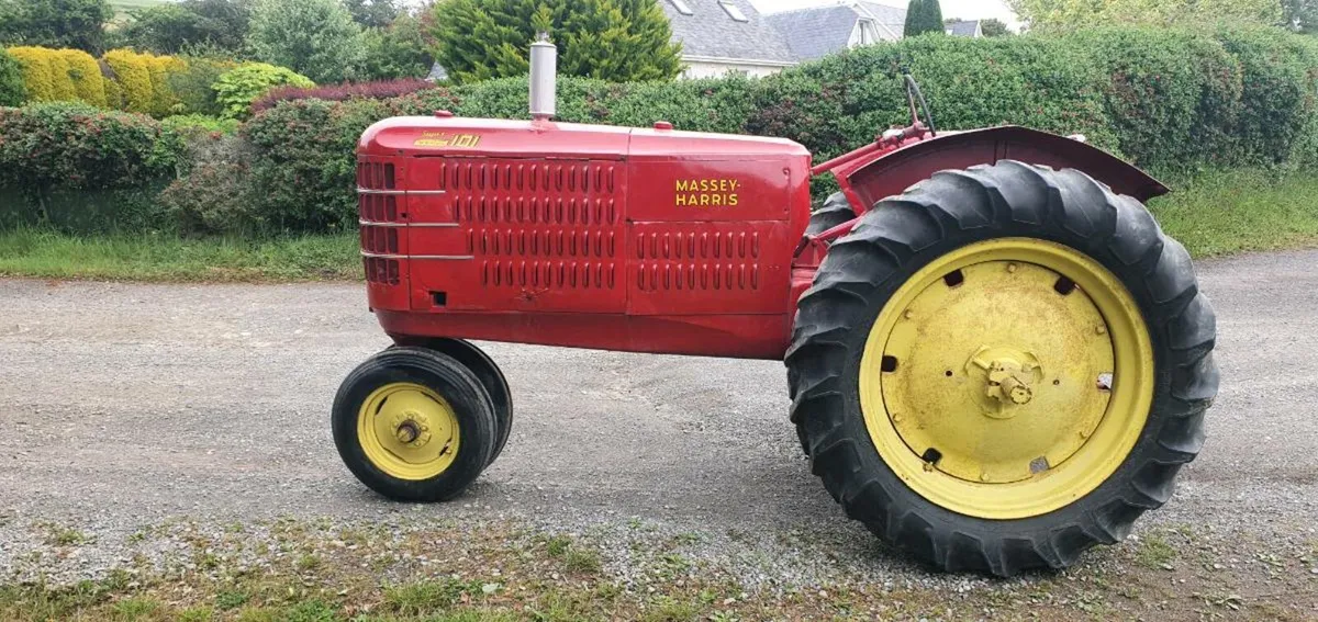 1939 Massey Harris 101 Super - Image 1