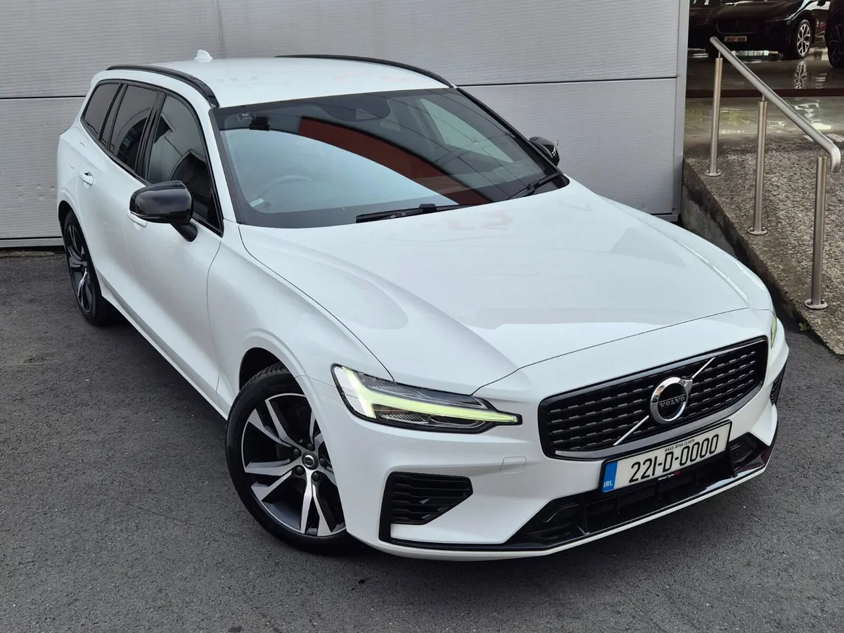 2022 Volvo V60 T6 R Design PHEV Auto Estate - Image 3