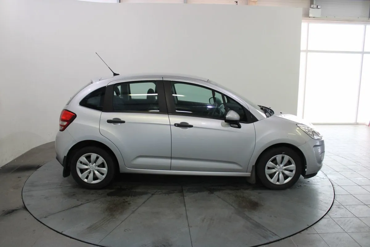 Citroen C3 1.4 HDI 70 Connected Special Edition - Image 2