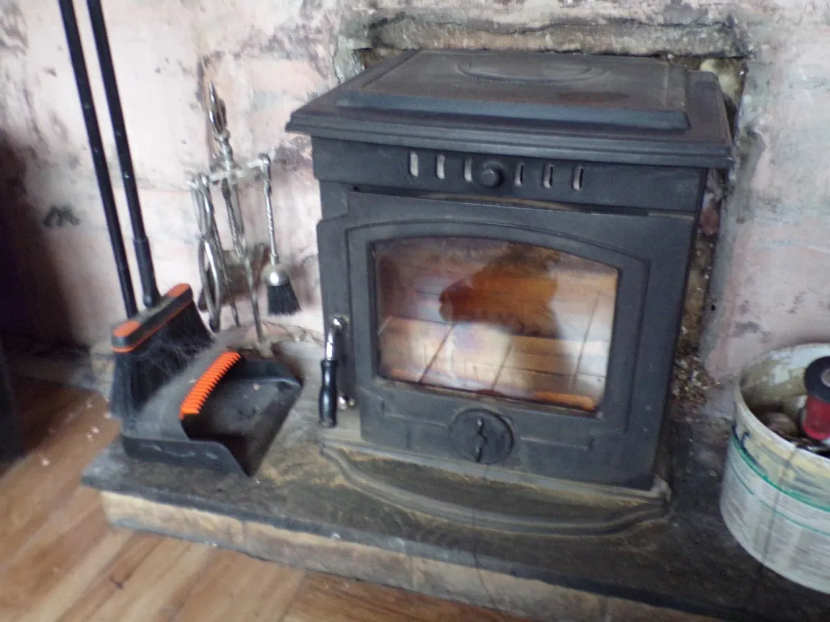solid fuel stove