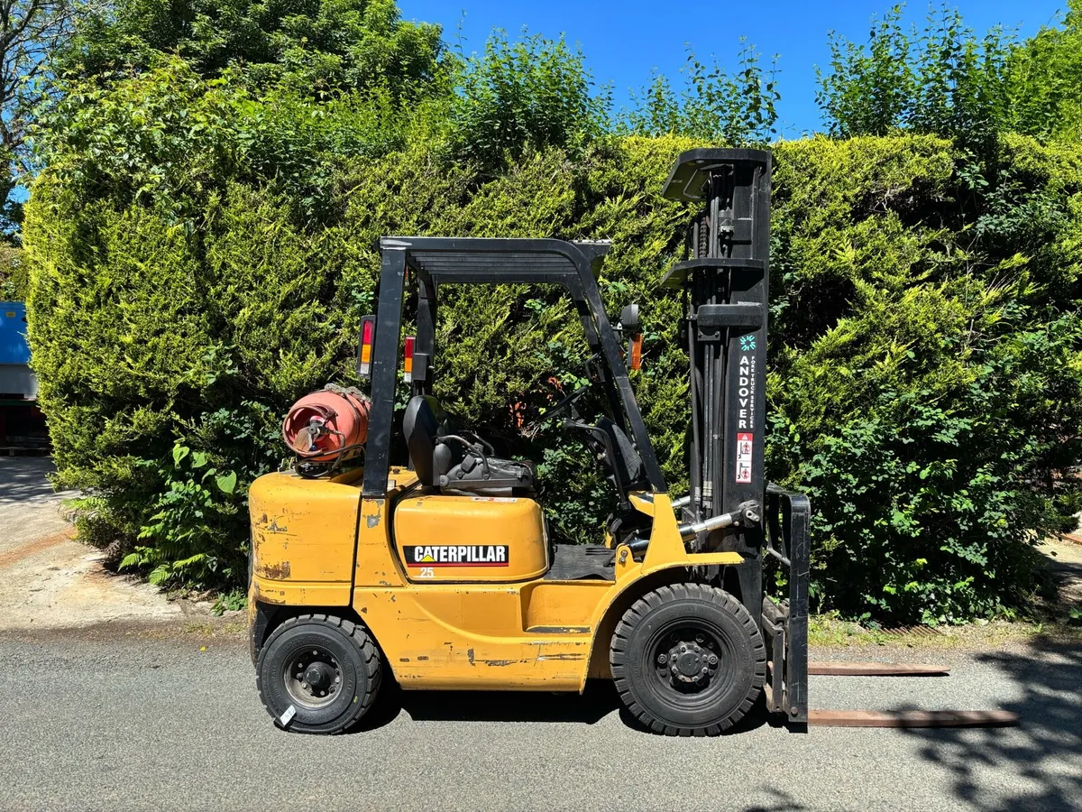 Gas Forklifts - Image 1