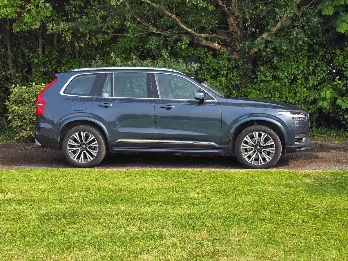 2020 Volvo XC90 PHEV T8 Inscription - Image 1