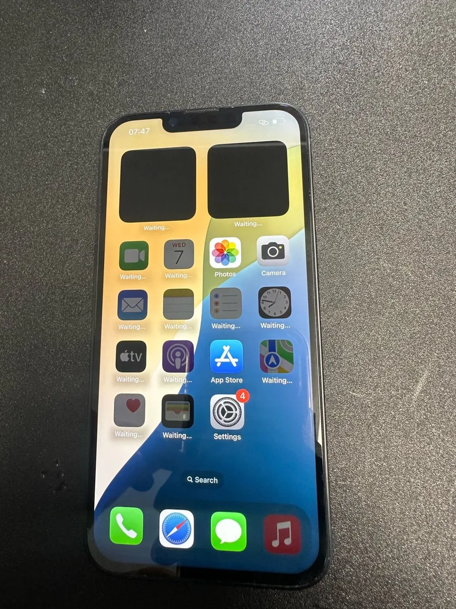 iPhone 14 – 128GB | Mint Condition | Unlocked - Image 1