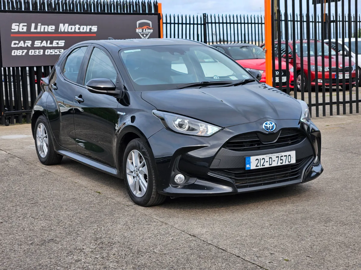 2022 Toyota Yaris 1.5 Hybrid Luna - Image 1