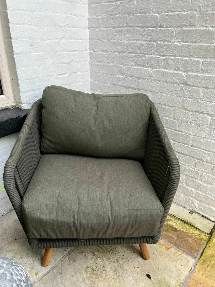PENDING Garden Furniture Set - Hartman Eden 2 Seat - Image 4