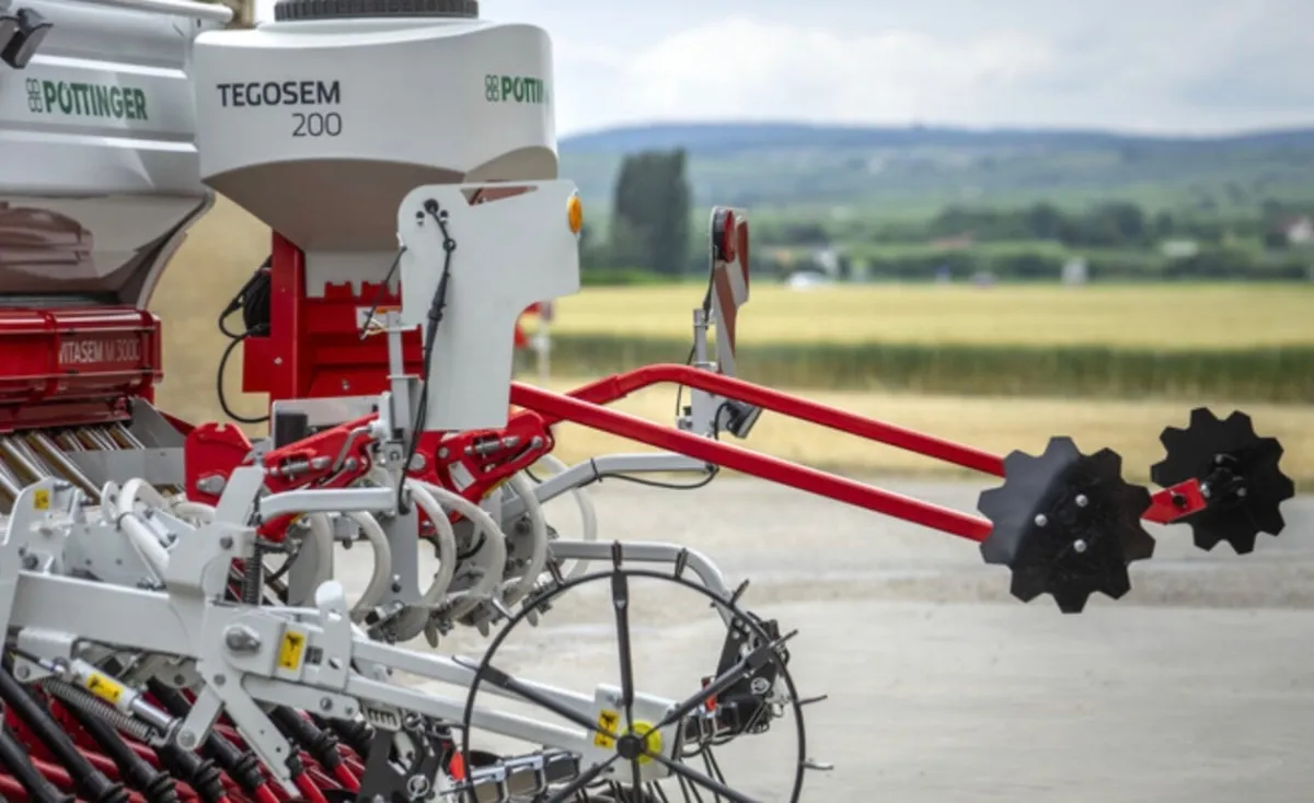 New Pottinger 4 meter one pass       (GPS special) - Image 2