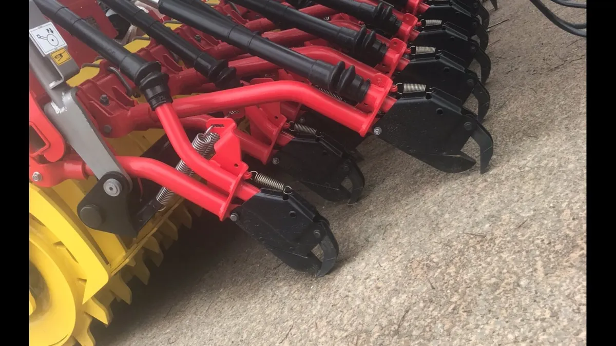 New Pottinger 4 meter one pass       (GPS special) - Image 4