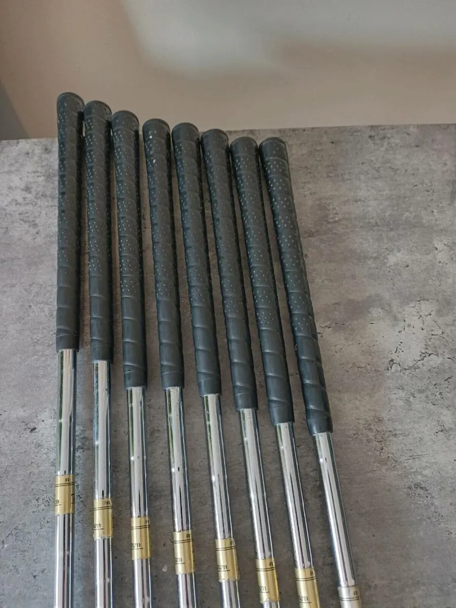 Tommy Aaron Golf irons. Right handed clubs. - Image 4