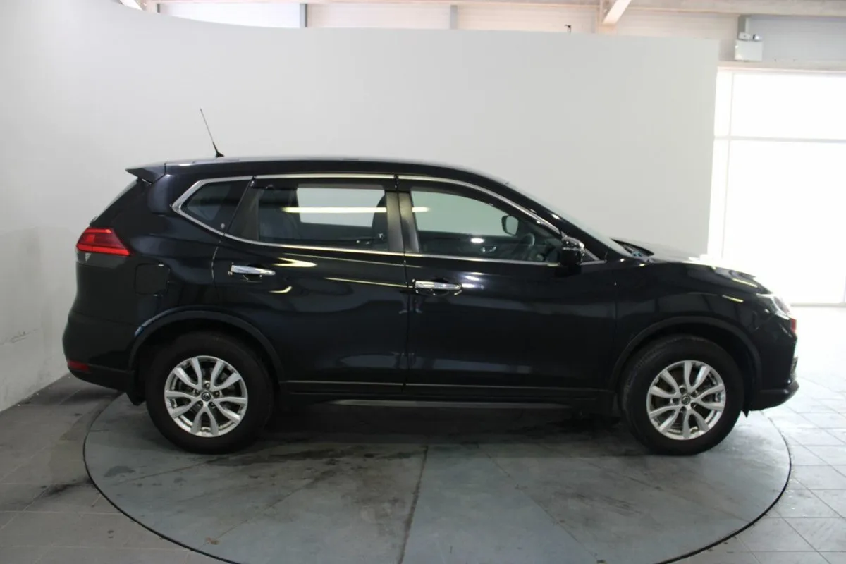 Nissan X-Trail 1.6 DCI XE 7 Seats - Image 3