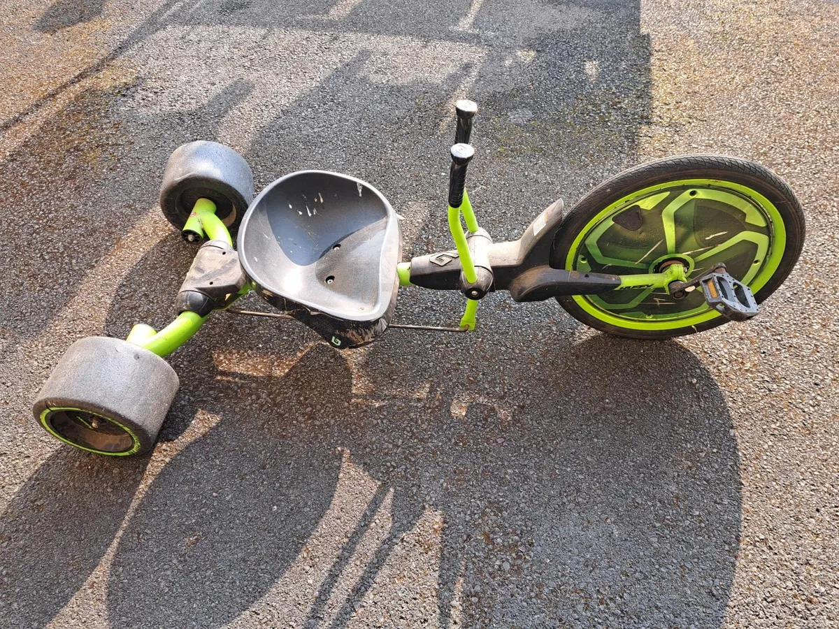Boy's bike - Image 3