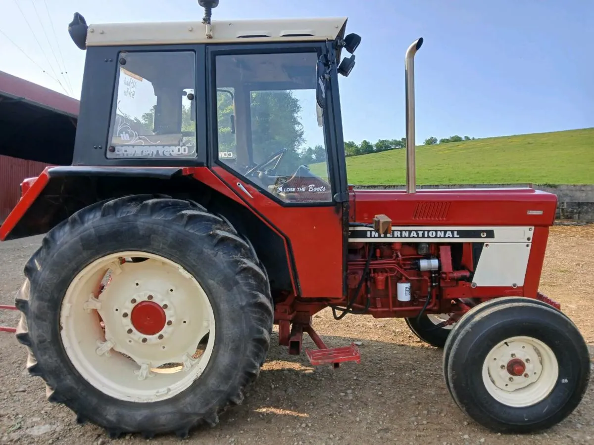 International  844s - Image 3