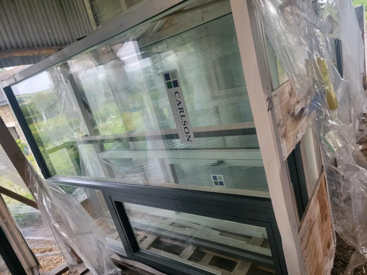 Patio doors and windows - Image 3