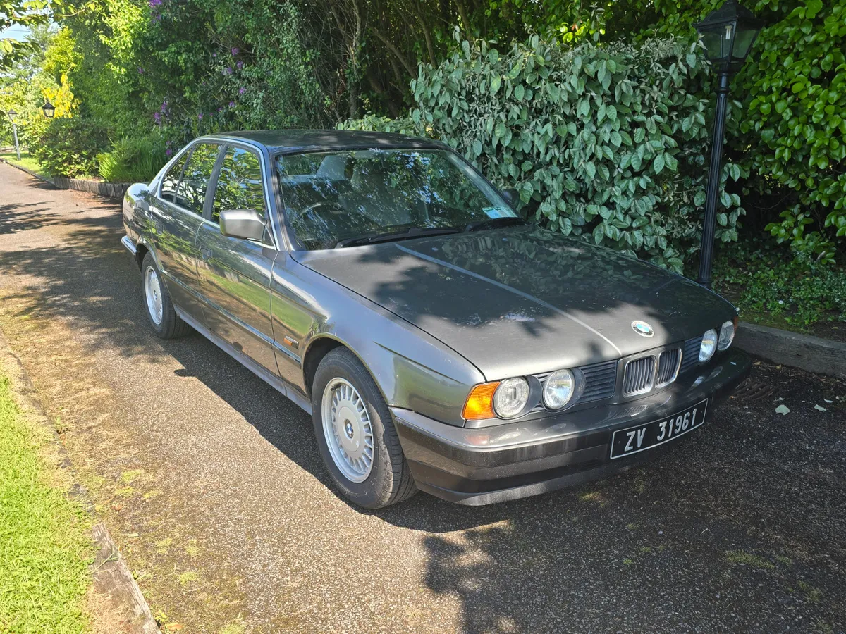 BMW 5-Series 1989 - Image 3