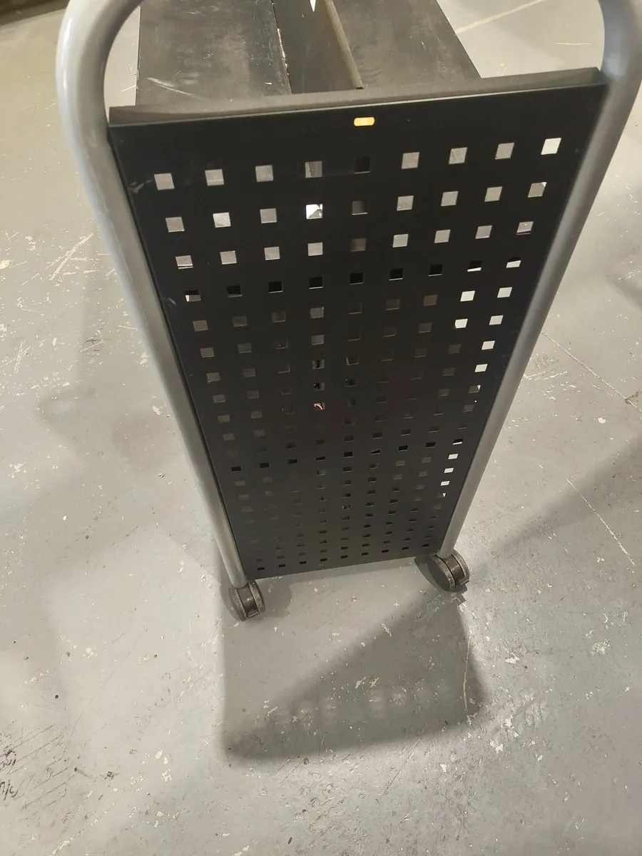 metal Trolley  perfect for plants pots - Image 3