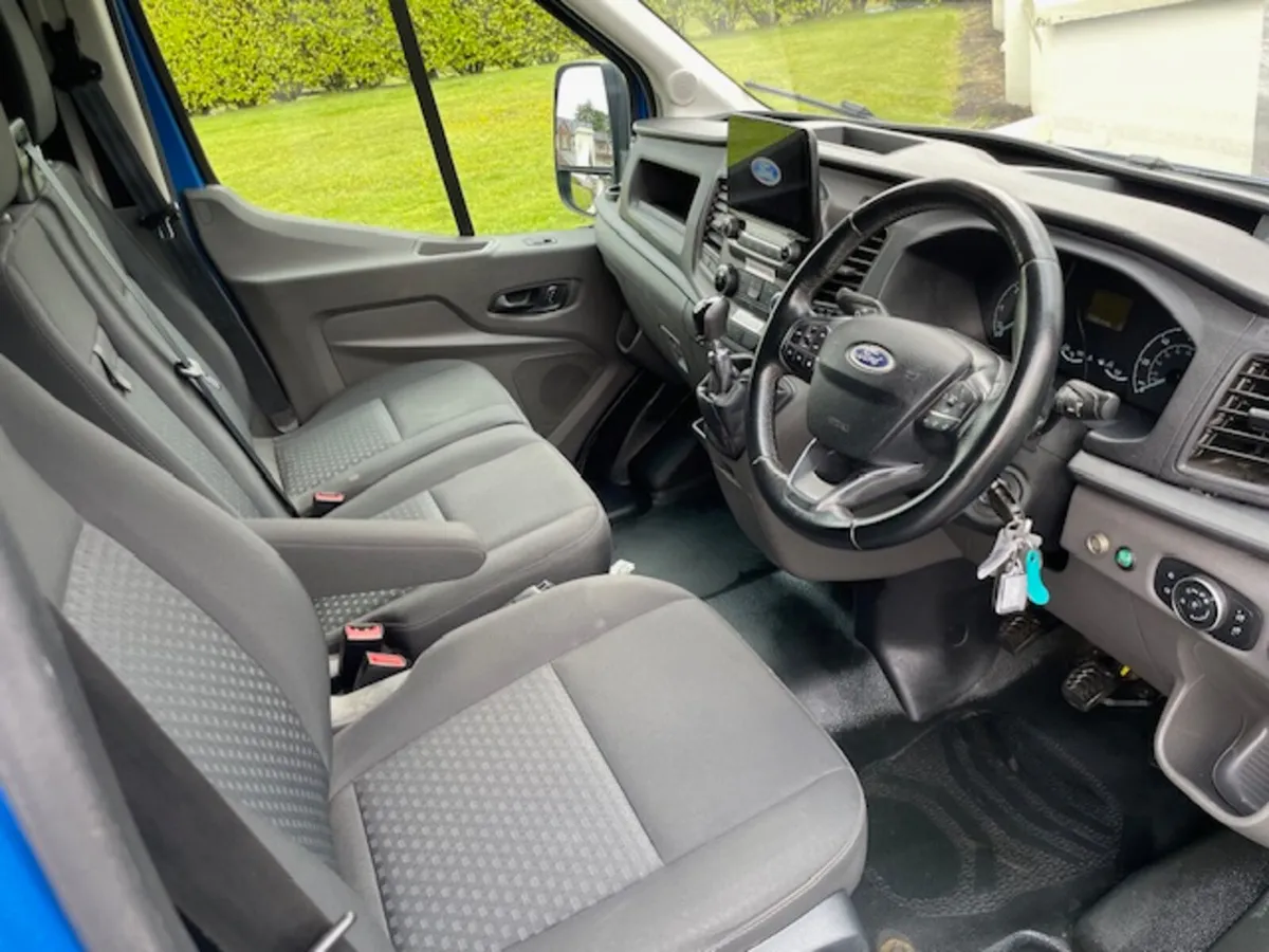 Ford Transit 350 170 ps 6 Seater - Image 3