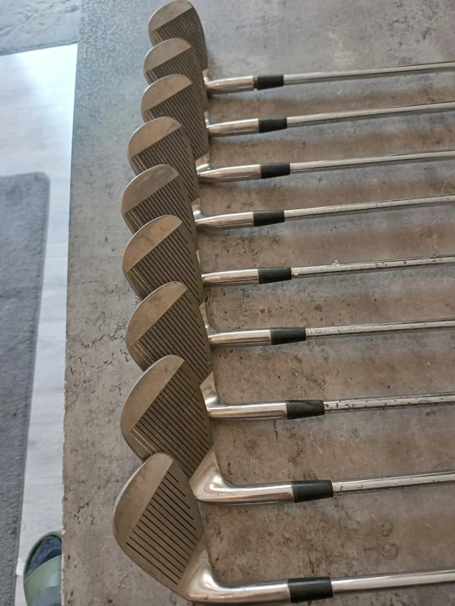 McGregor Golf irons. Right handed clubs - Image 3