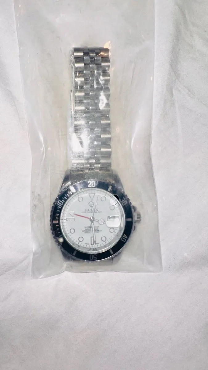 Mens watch - Image 1
