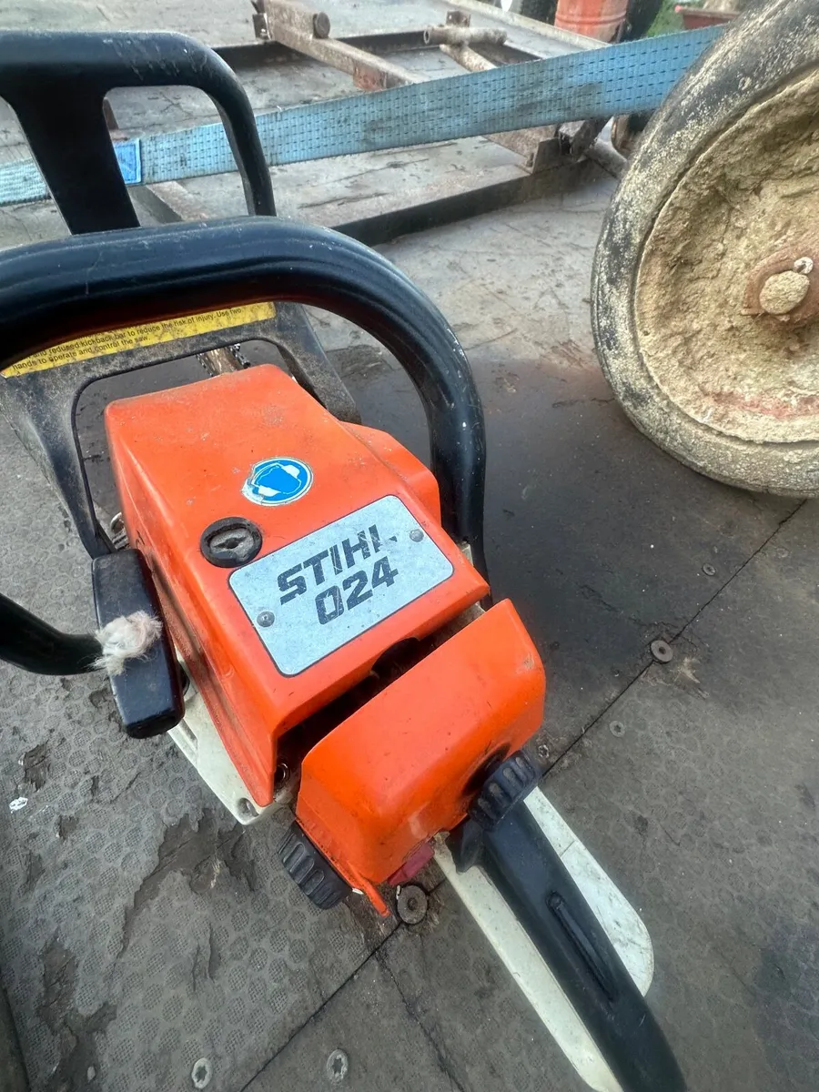 Stihl chainsaw - Image 1