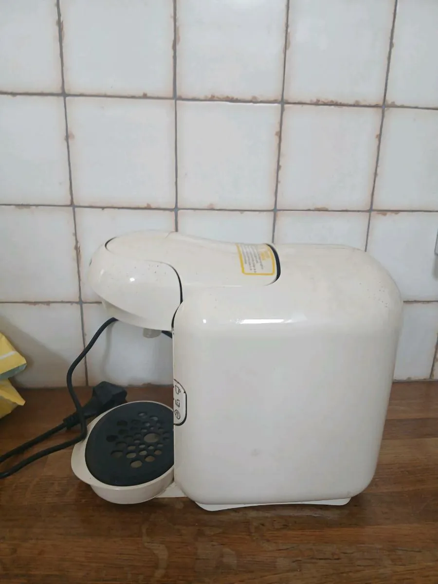 Bosch Tassimo Pod coffee machine - Image 3