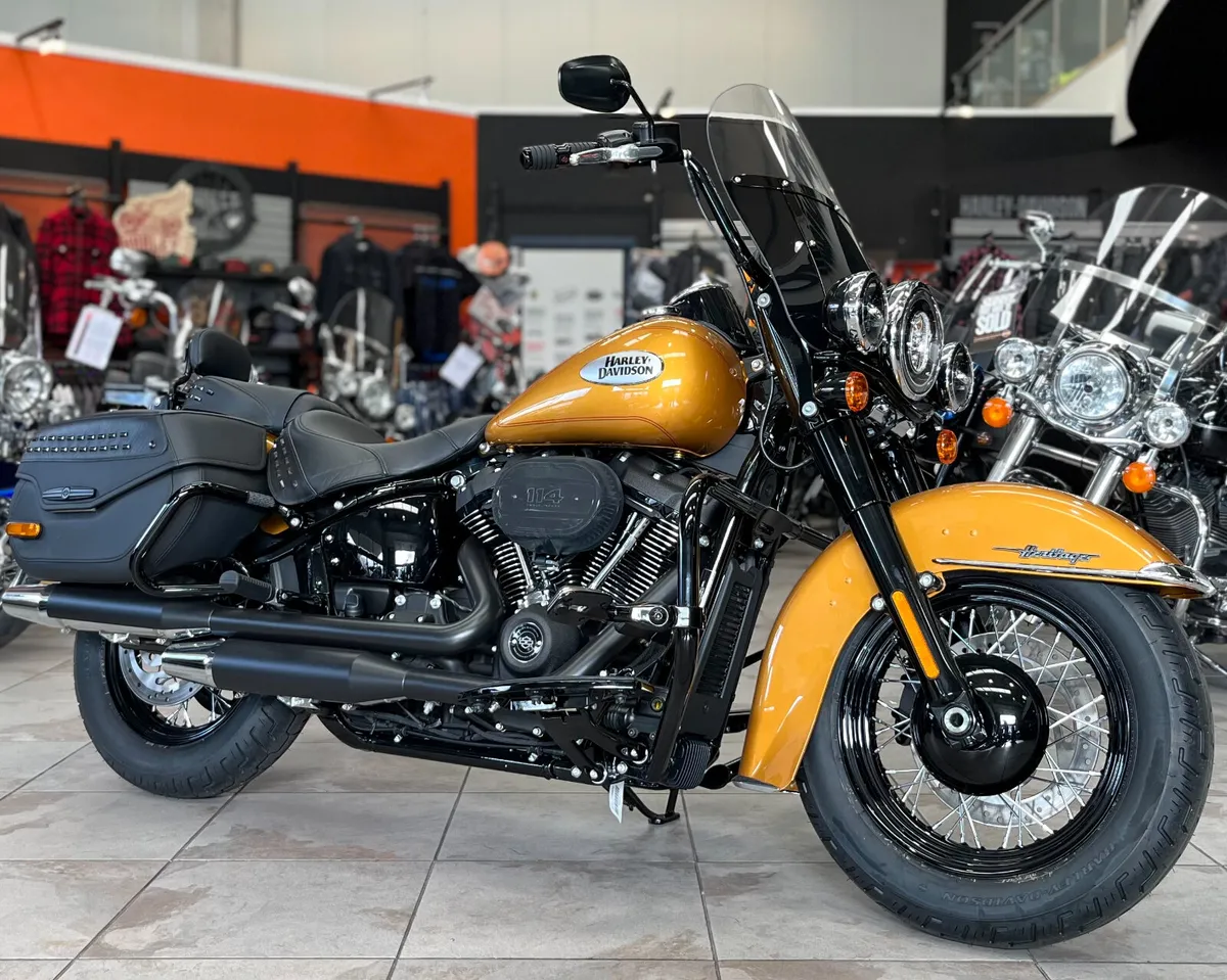 HARLEY-DAVIDSON HERITAGE CLASSIC 114 - Image 3