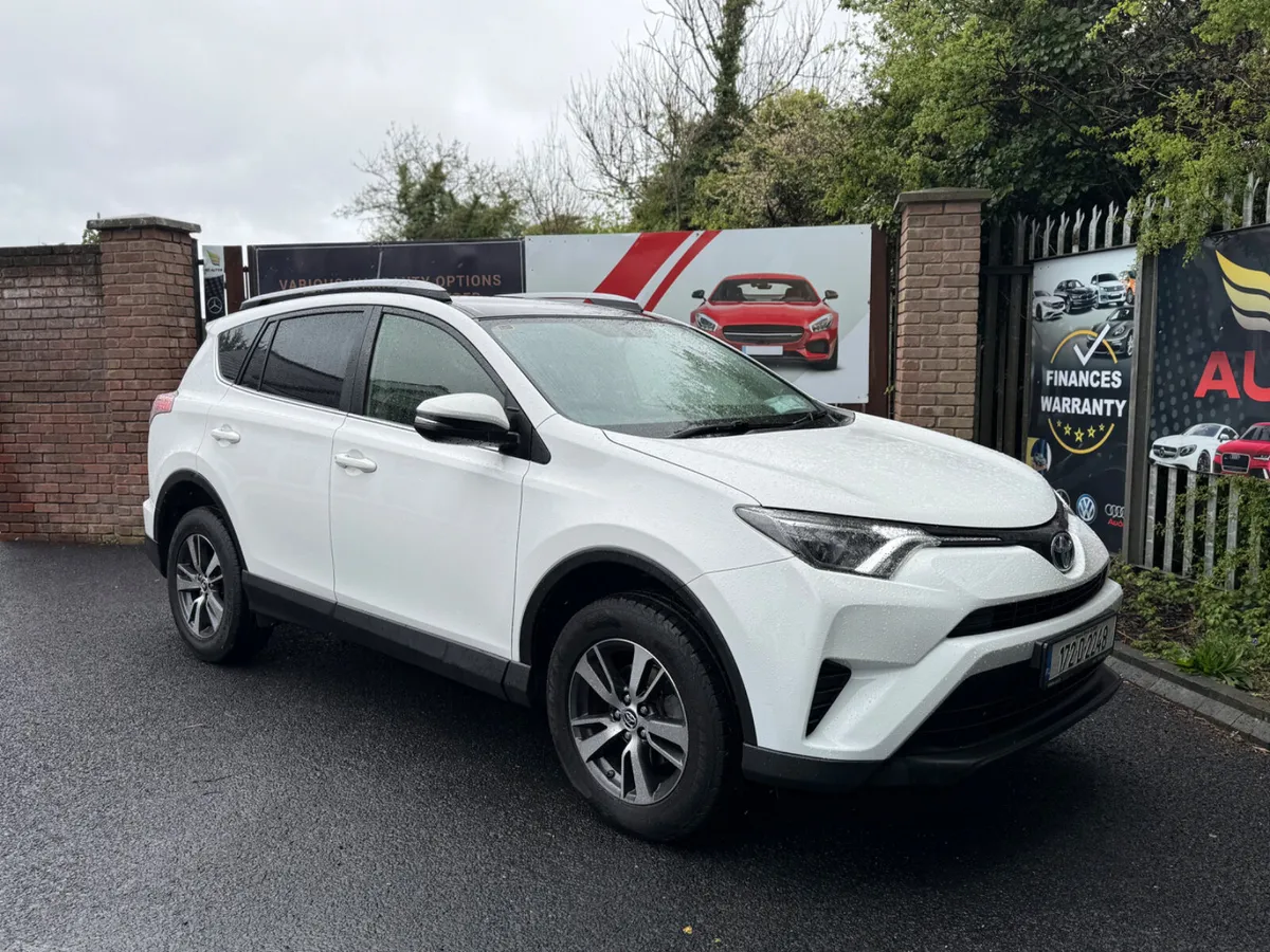 2017 Toyota RAV4 2.0D 2WD LUNA Model - Image 1