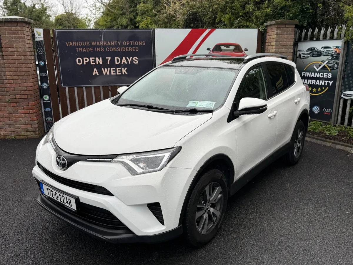 2017 Toyota RAV4 2.0D 2WD LUNA Model - Image 3