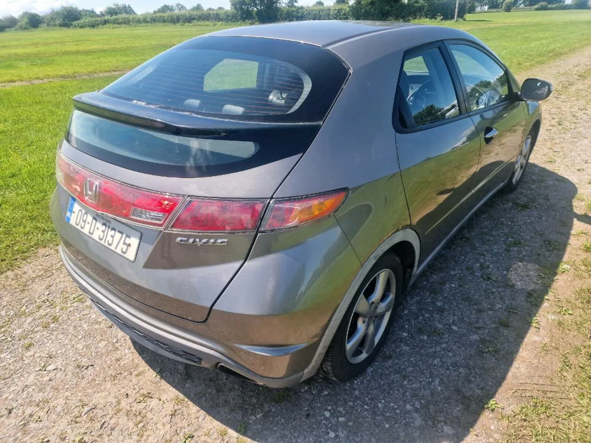 2009 Honda Civic - Image 3