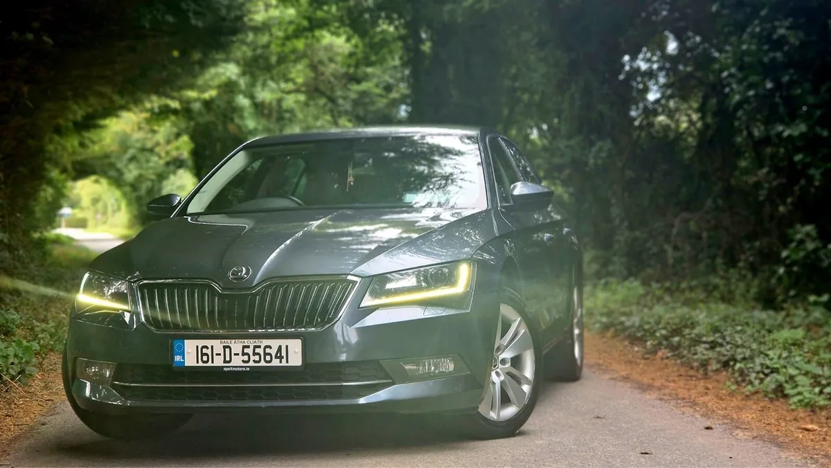 Škoda Superb - Image 1
