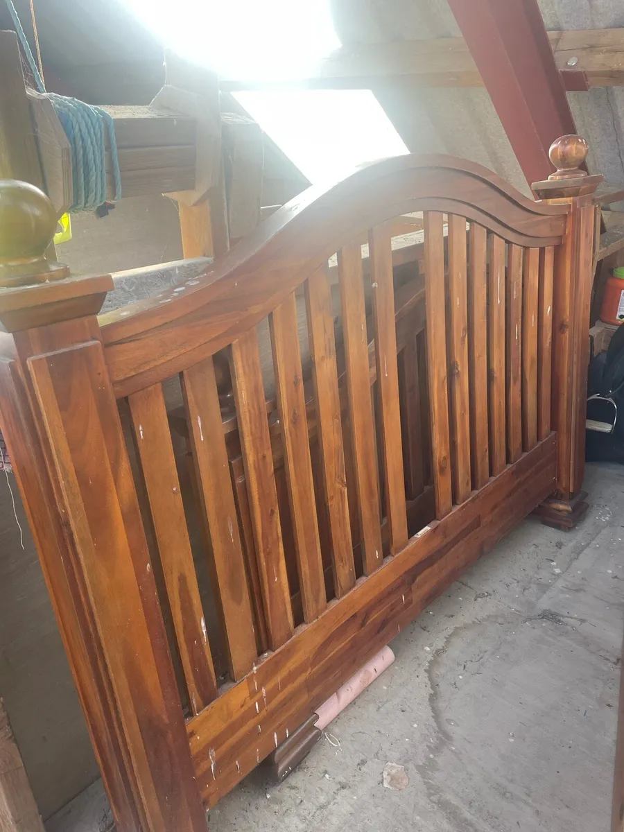 Headboards - Image 1