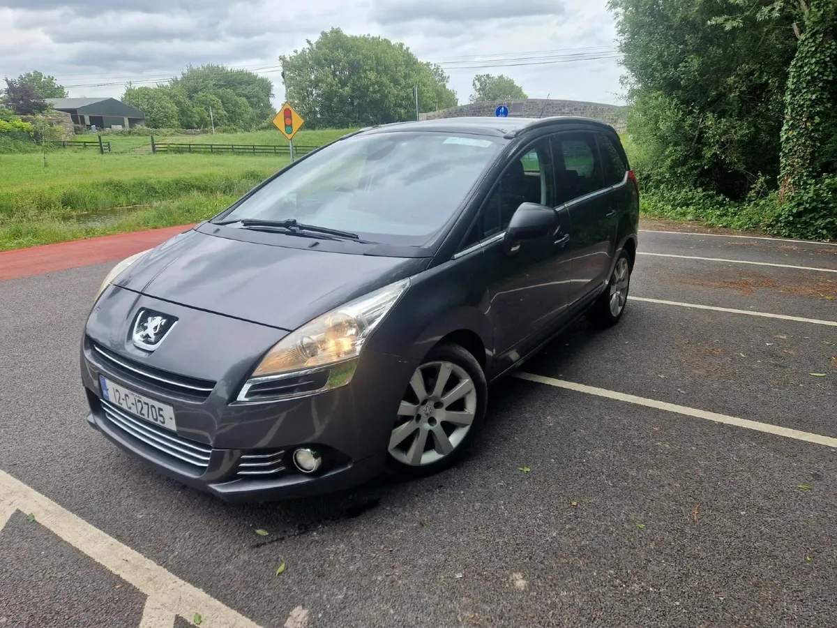 PEUGEOT 5008 7 SEATER 1.6 HDI - Image 3