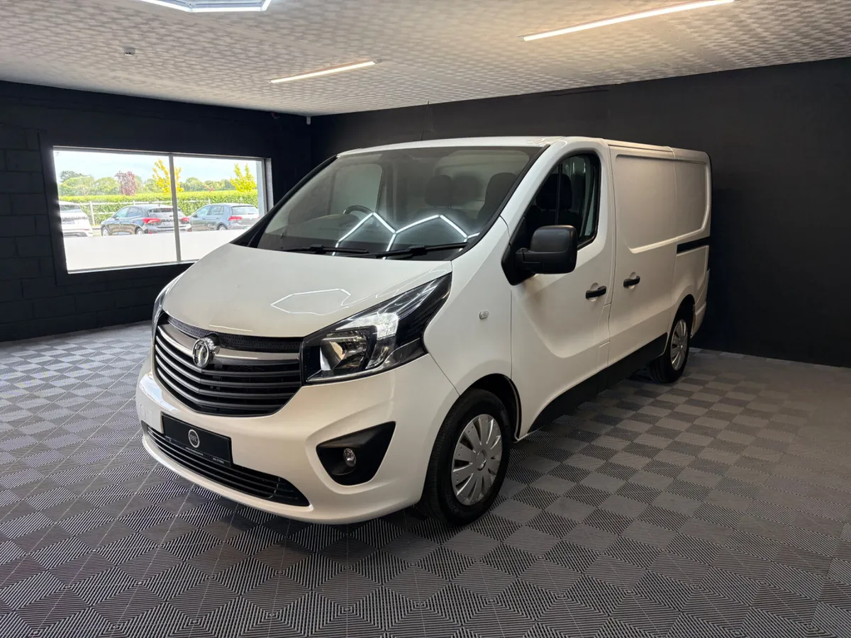 2018 Opel Vivaro Sportive 1.6 Cdti - Image 4