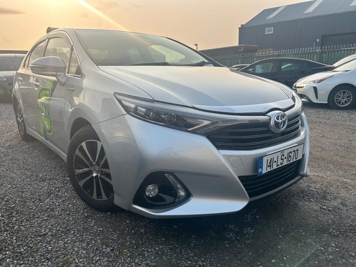 READY TAXI FOR SALE TOYOTA SAI / CAMRY 2014 HYBRID - Image 3