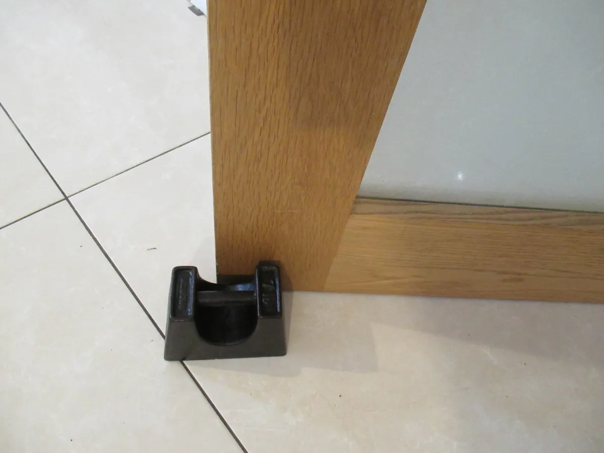 antiques avery weights balance cast iron door - Image 3
