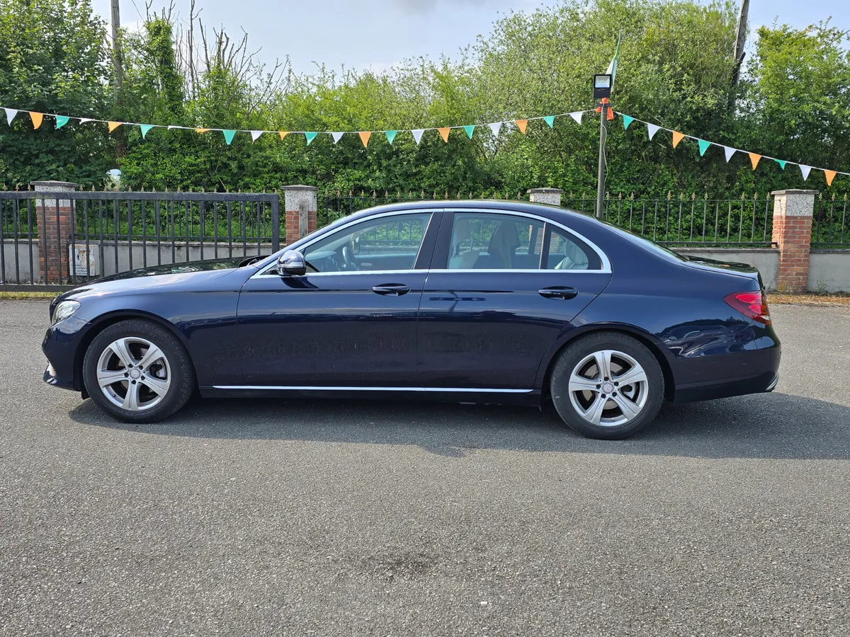 Mercedes-Benz E-Class 2017 - Image 3