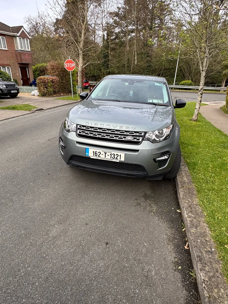2016 Land Rover Discovery Sport - Image 3