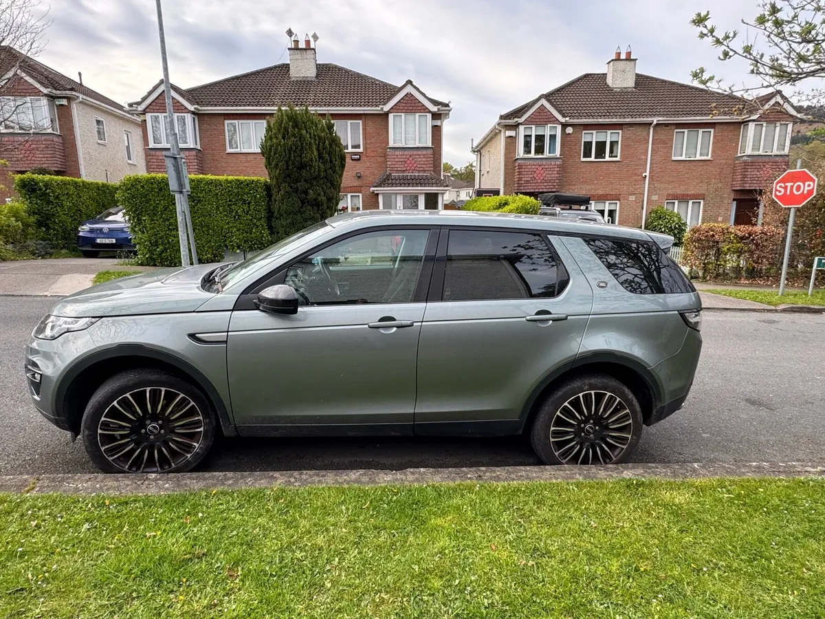 2016 Land Rover Discovery Sport - Image 4