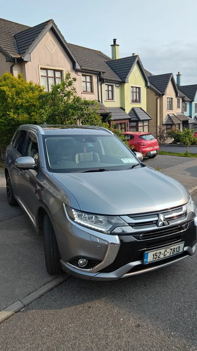 Mitsubishi Outlander GX4HS PHEV 2015 (2016 Model) - Image 1