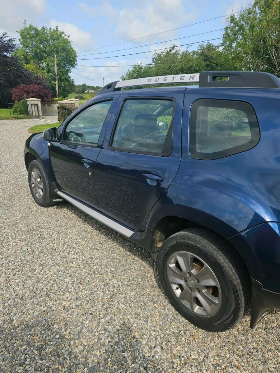 2016 dacia duster signature model - Image 4