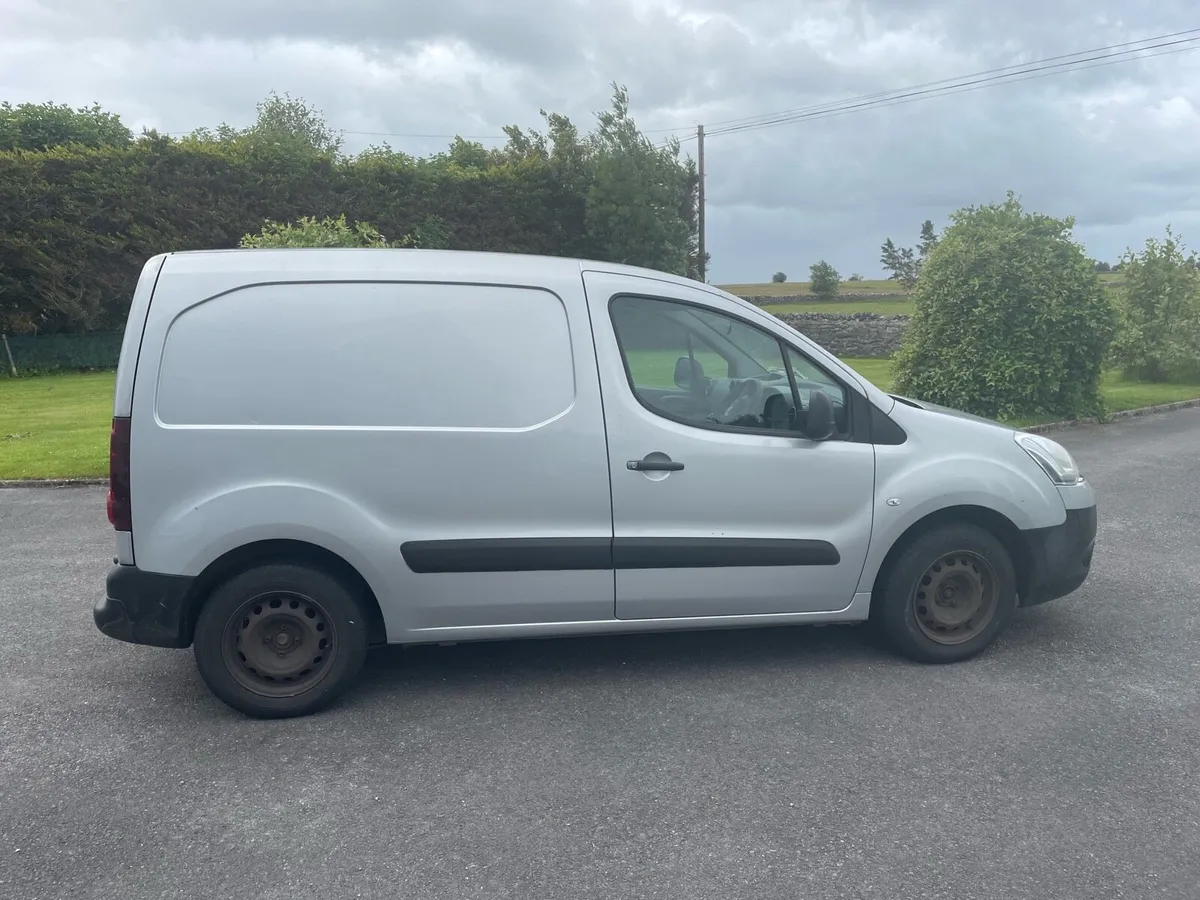 Van - Image 1