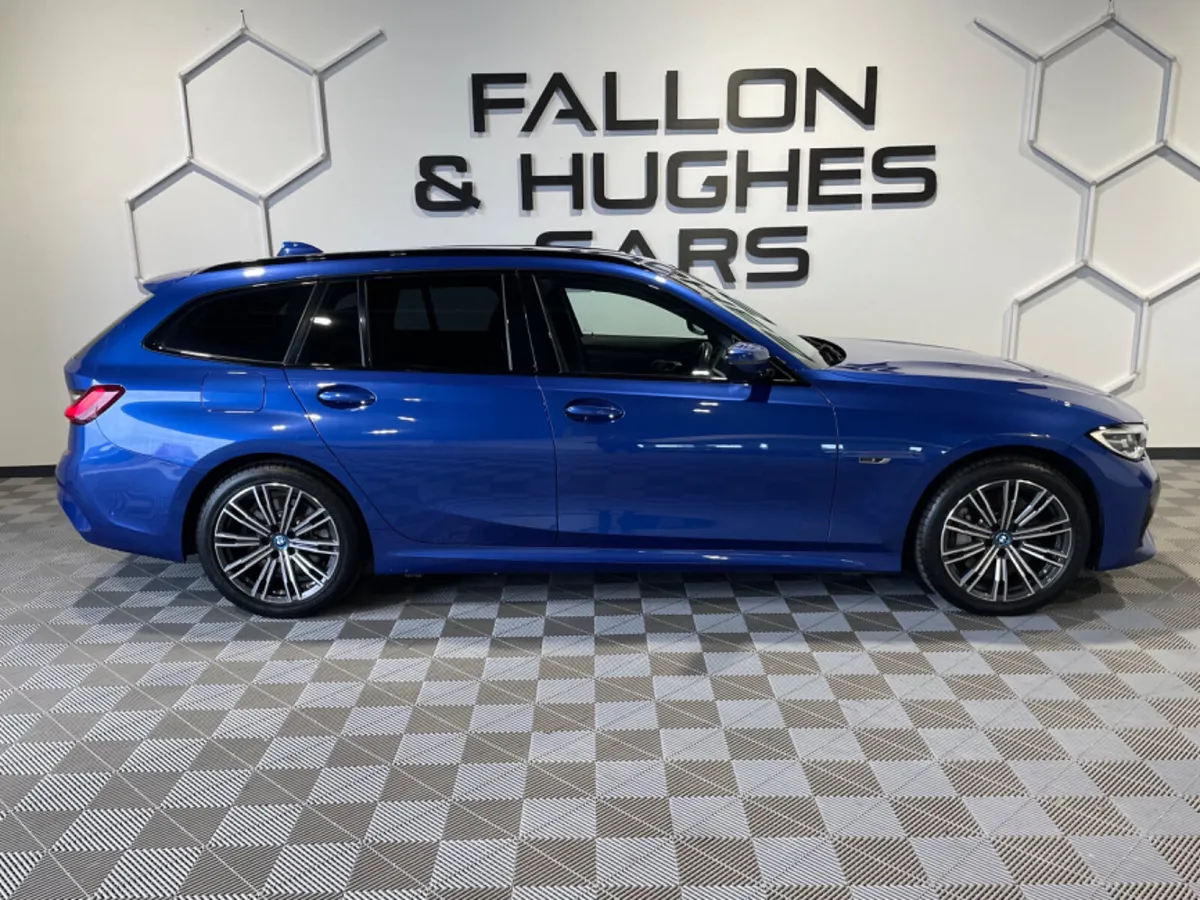 BMW 3 SERIES 330e M SPORT ESTATE - Image 4