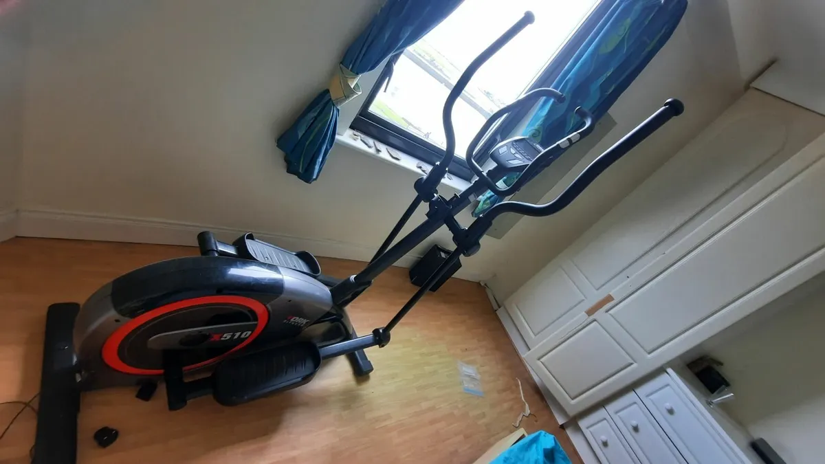 Crosstrainer - Image 3