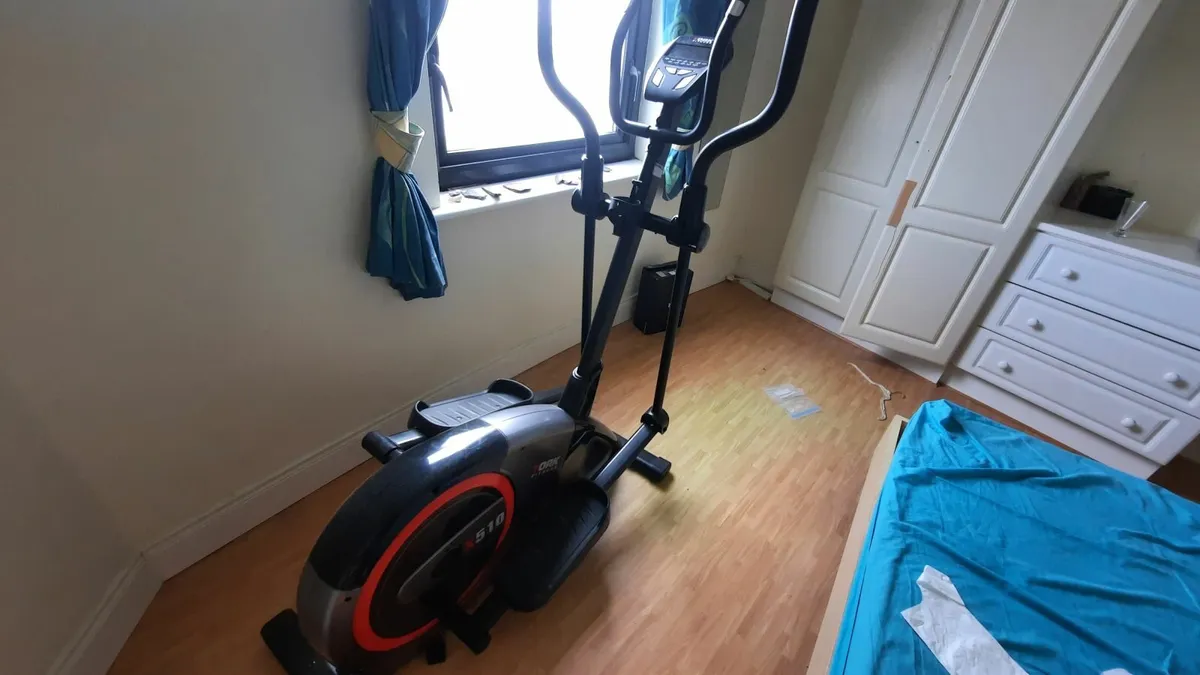 Crosstrainer - Image 4