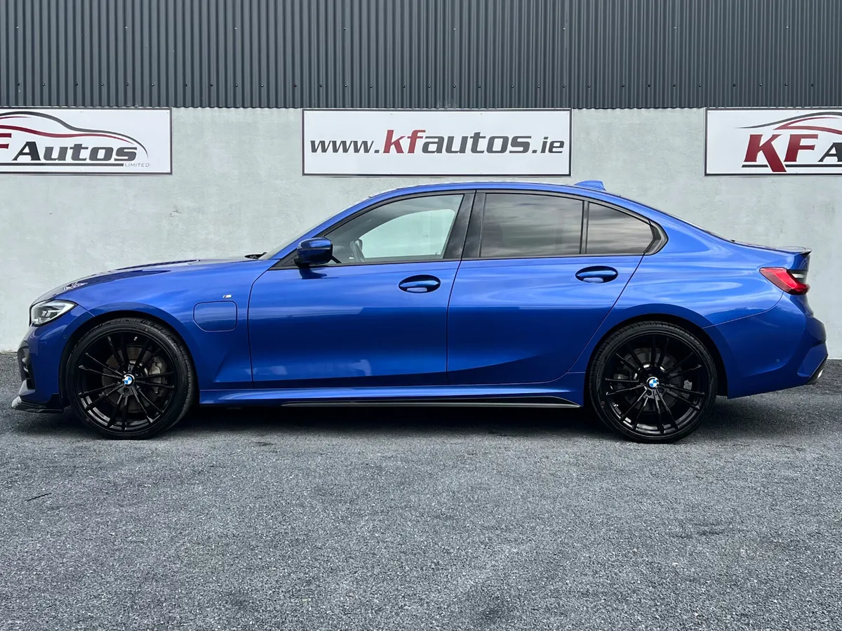 BMW 3-Series 330e M-Sport M-Performance PHEV Auto - Image 4