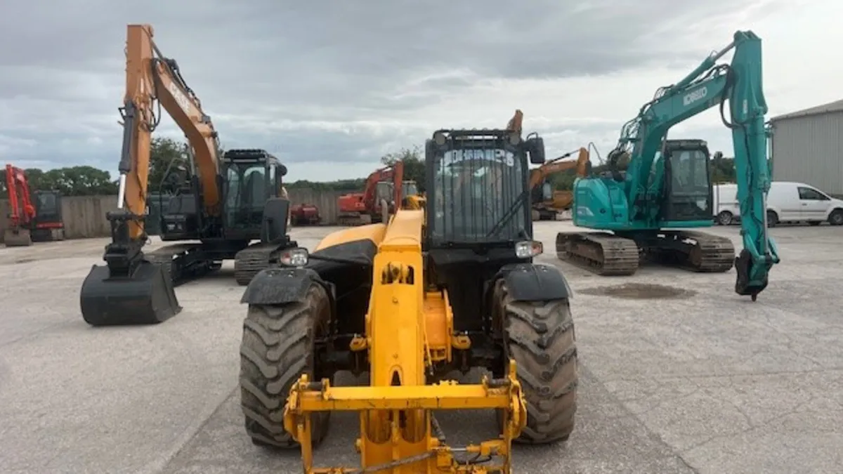 2009 JCB 541-70 Agri - Image 4