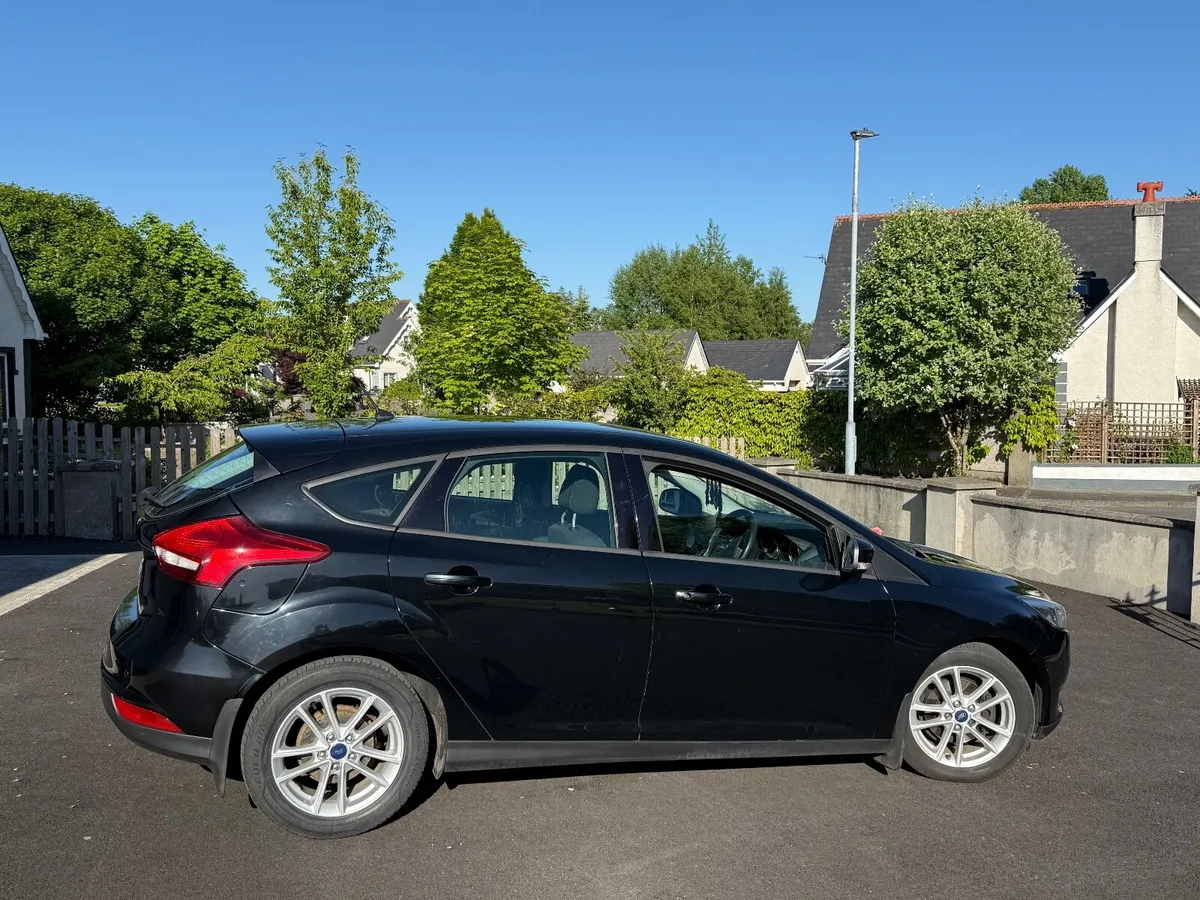 162 Ford Focus - 1.5 4 Dr - Image 1