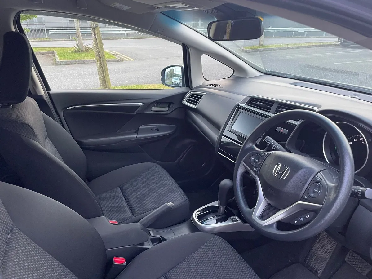 Honda Fit, 1.3 petrol for sale - Image 3
